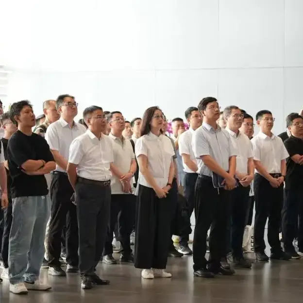 SAIC-GM-Wuling и Dongfeng Liuzhou Motor Exchange Meeting